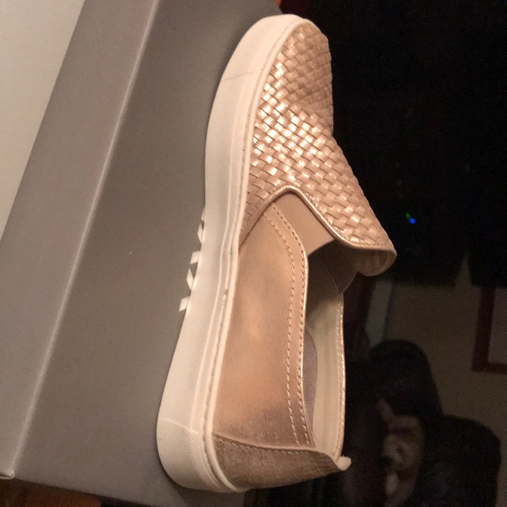 The Flexx slip on sneaker - Picture 2 of 4